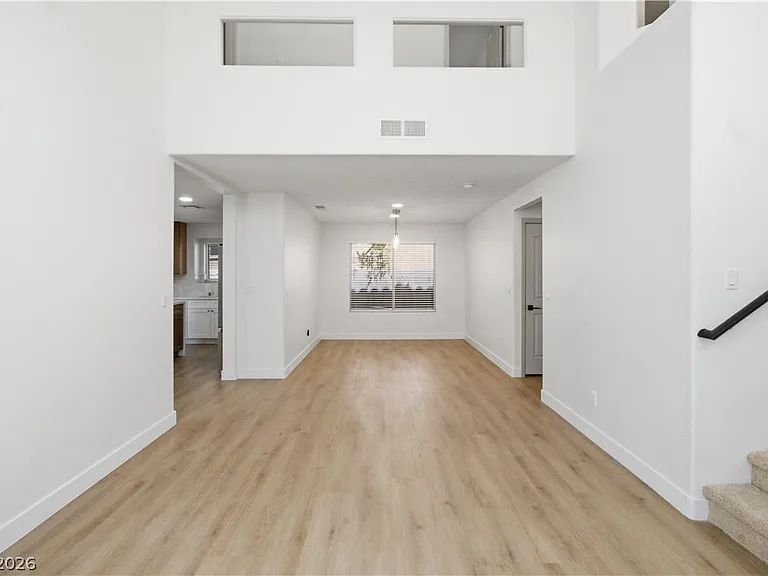 2137 Crestline Falls Pl — Photo 14