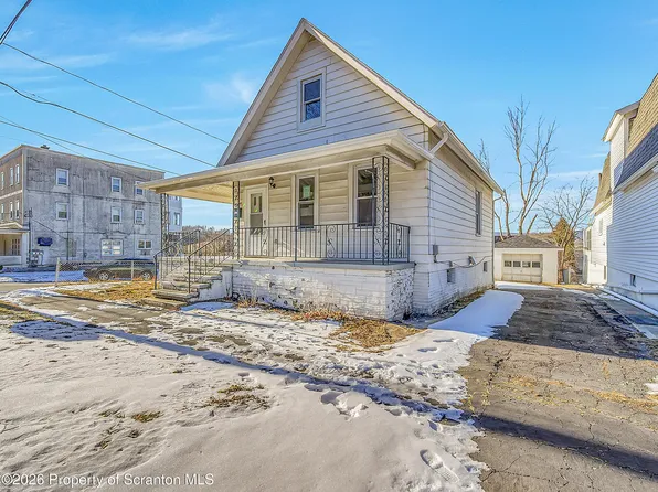 1030 Meadow Ave, Scranton, PA 18505