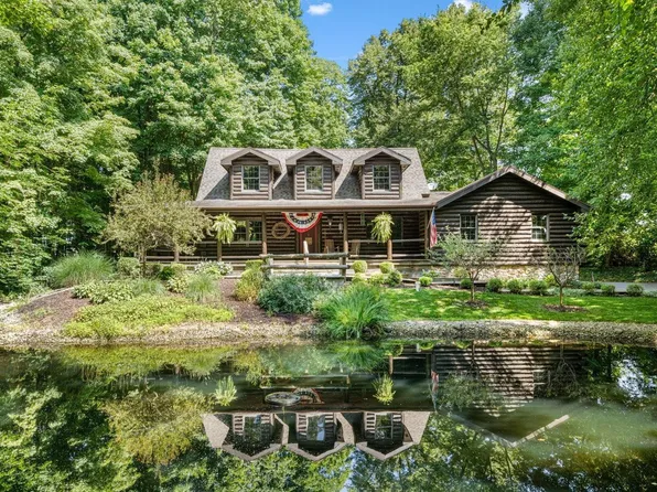 10221 Jackson Rd, Osceola, IN 46561