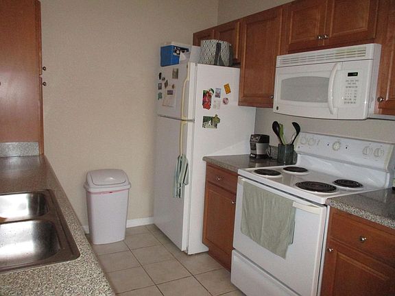 2nd image of 7800 Point Meadows Dr APT 524