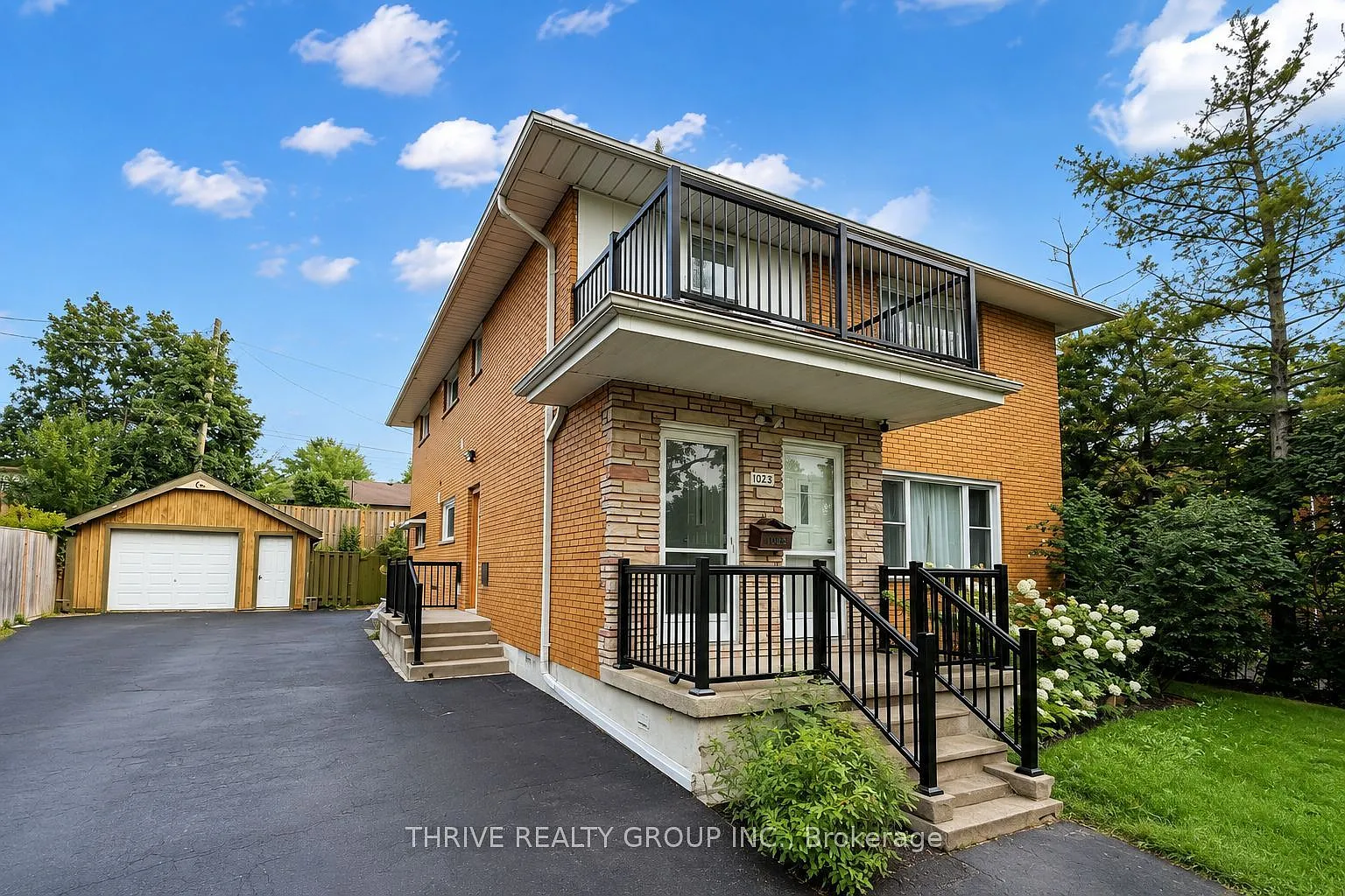 3 bed, $2,000 — Photo 1