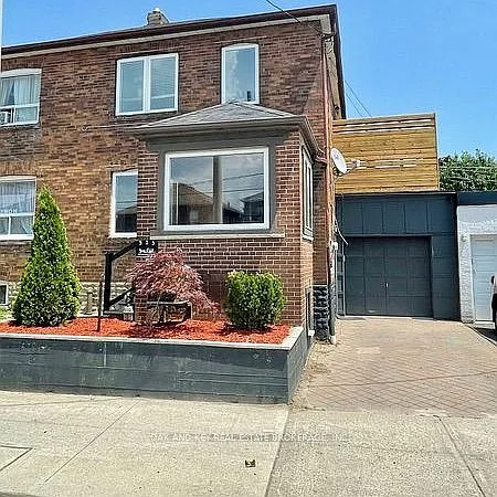 525 Old Weston Rd #LOWER — Photo 2