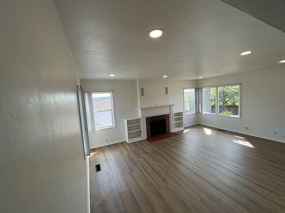 4th image of 53 N Camino Alto