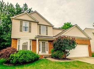 242 Windham Ct, Broadview Heights, OH 44147
