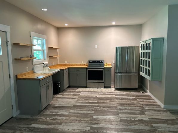 136 Wildlife Ln, Blacksburg, SC 29702