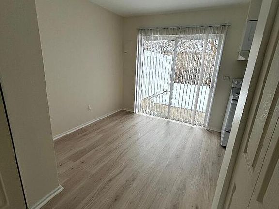 5th image of 1872 S Breiel Blvd #1872