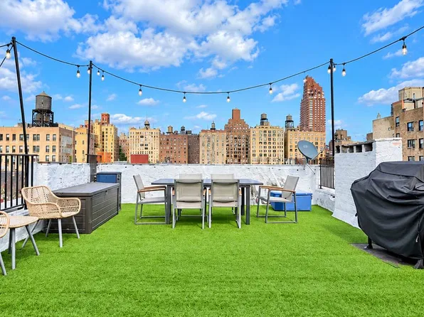146 West 76th Street image 1 of 18
