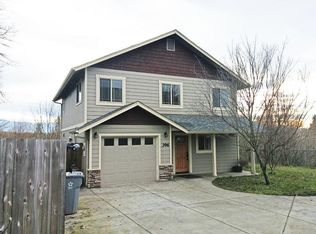 396 Bayou Pl, Grants Pass, OR 97526