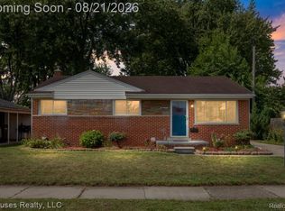 29039 Shirley Ave, Madison Heights, MI 48071
