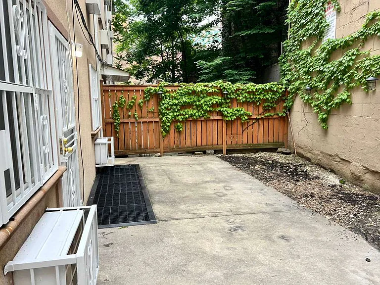 12 Macon St #1 — Photo 7