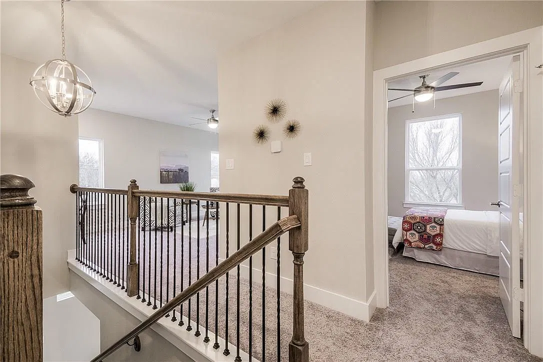 2129 Lovedale Avenue - 104 — Photo 4