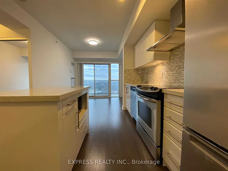 58 Orchard View Blvd #1601 — Photo 7