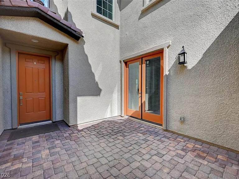 358 Elder View Dr — Photo 4