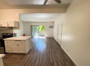 18350 Malden St #42, Northridge, CA 91325