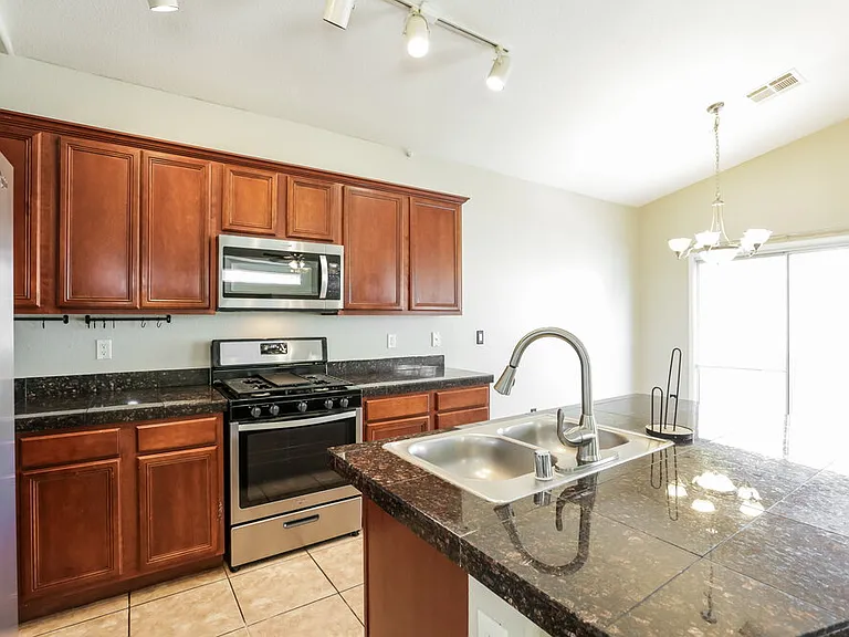 9124 Black Elk Ave — Photo 7