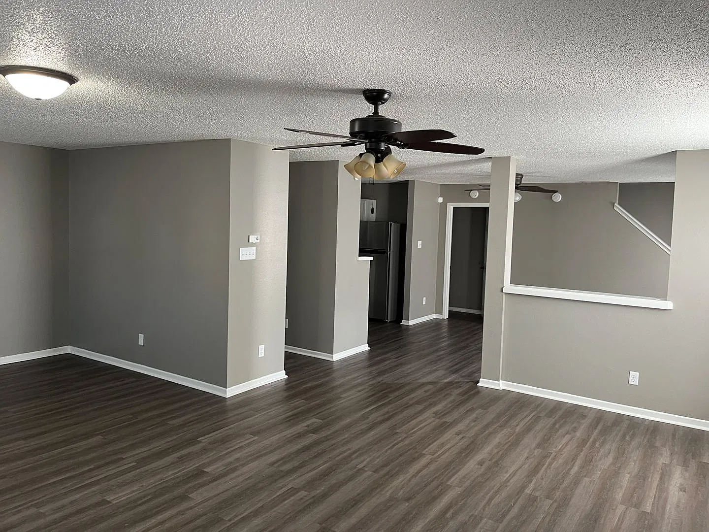 4 bd 2.5 bath home for rent — Photo 3