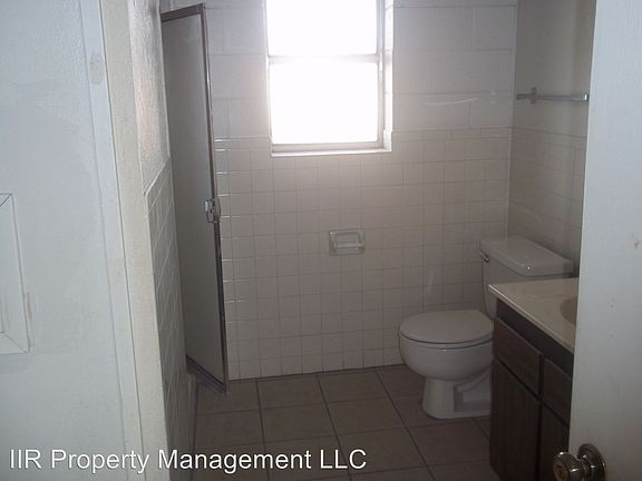 5th image of 712 S Washington Ave