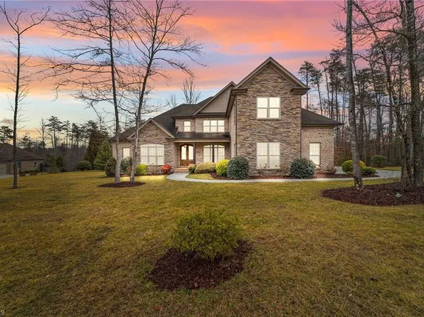 7710 Northern Estates Poin, Greensboro, NC 27455