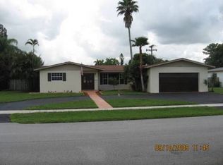 5540 Oakwood Rd, Plantation, FL 33317