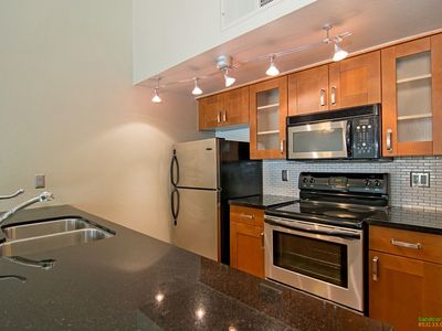 6255 Rancho Mission Rd Unit 320, San Diego, CA, 92108