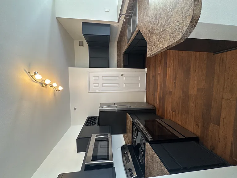 Wesley St. James Apartments at Sandy Springs — Photo 106