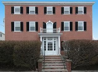 100 State St APT 6, Newburyport, MA 01950