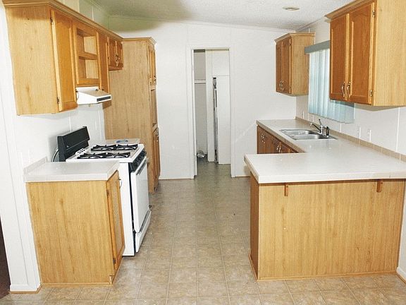 2nd image of 489 White Willow Dr
