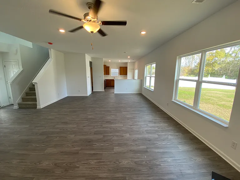 4289 Ashworth Ln — Photo 10