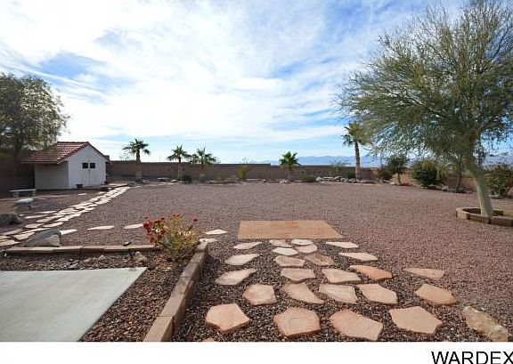 3rd image of 2854 Cresthill Dr