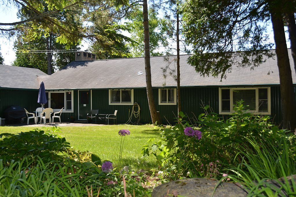 11943 W Middle Beach Rd, Naubinway, MI 49762 Zillow