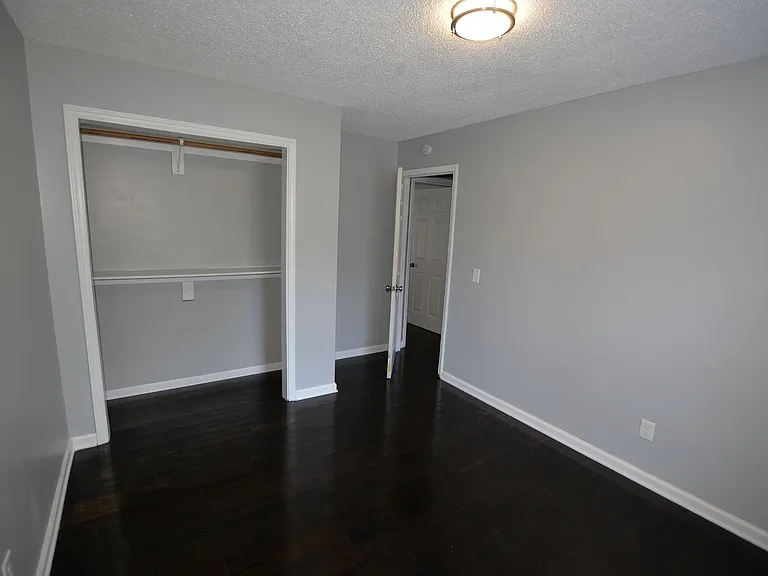1715 Rainbow Dr — Photo 9
