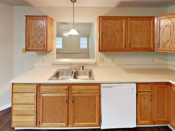 4th image of 9123 Capstone Ct