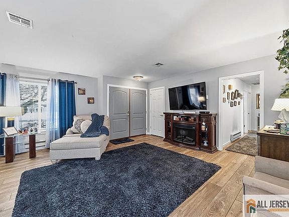 5th image of 491 Delair Rd