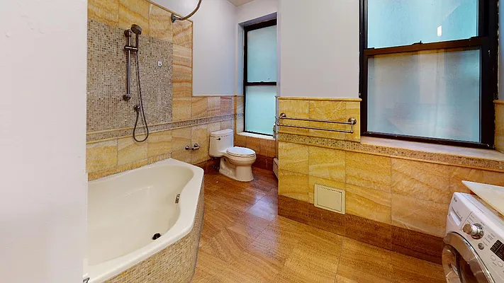 Rented by Bond New York | media 3