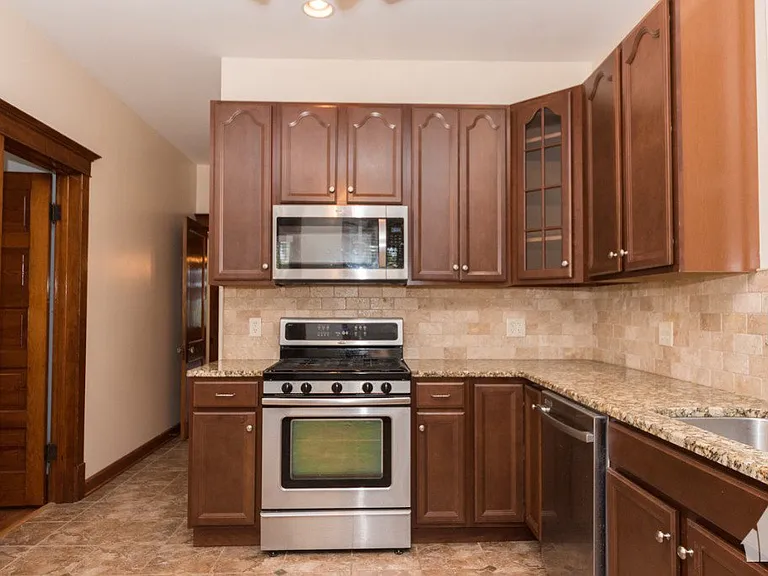 3710 N Damen Ave #1 — Photo 3
