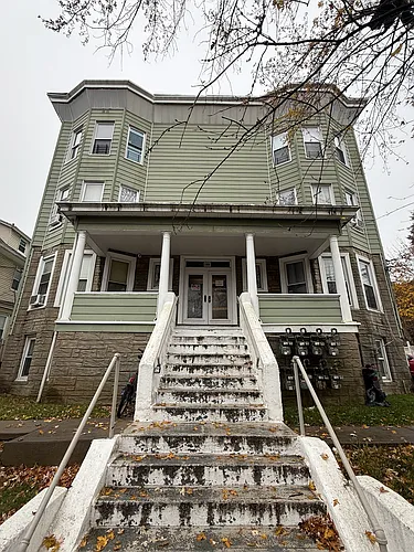 168 Hillside Ave Photo 1 168 Hillside Ave Photo 1