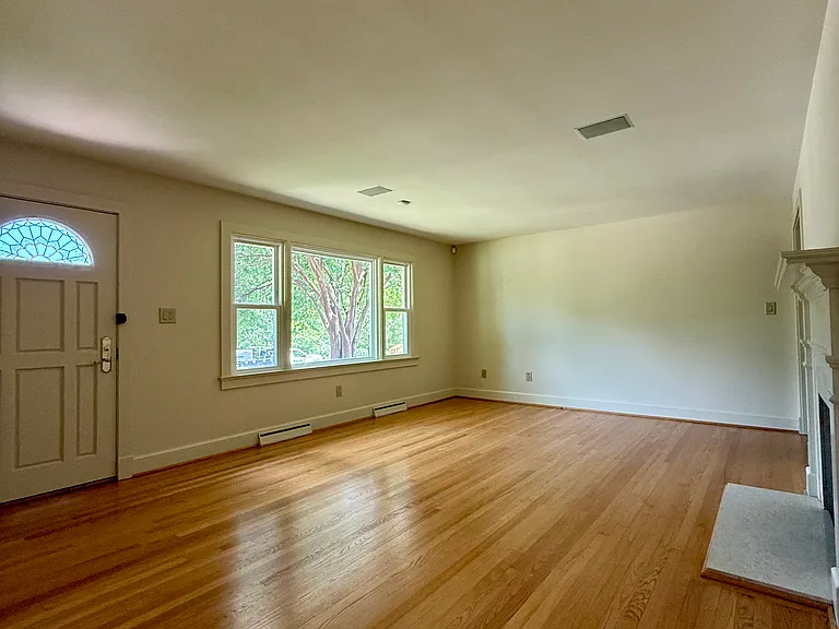 1614 Littlepage St — Photo 8
