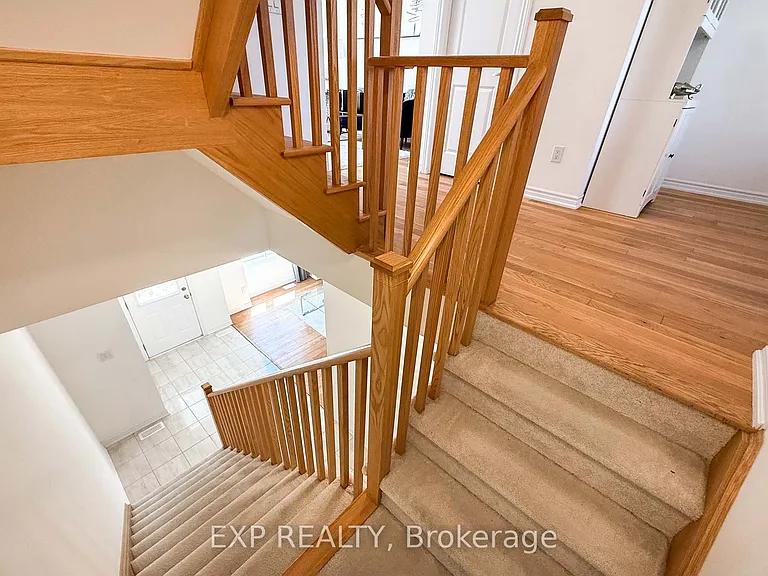 58 Massachusetts Ln — Photo 9