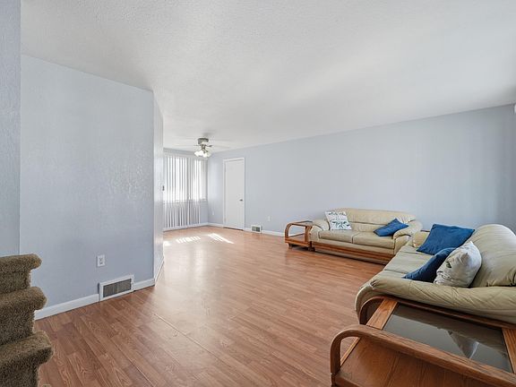 4th image of 3015 Holton Ave