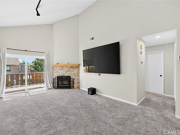 2nd image of 3069 Brea Blvd #10