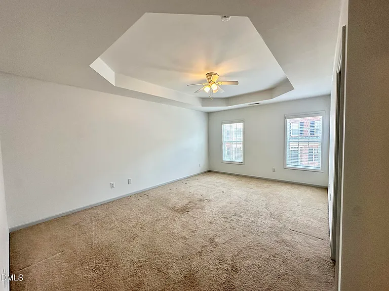513 Dragby Ln — Photo 18