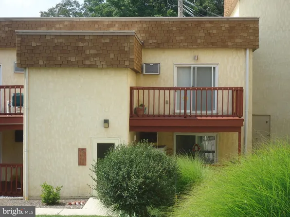 103 Hamilton Ave, Waynesboro, PA 17268