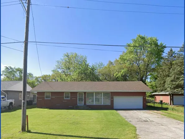 6593 Old Porter Rd, Portage, IN 46368
