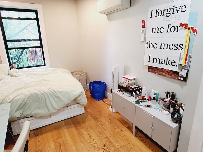 129 Ryerson St #2 — Photo 11