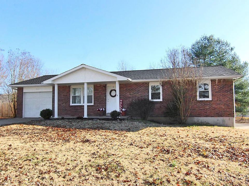 1st image of 212 Greenbrier Dr