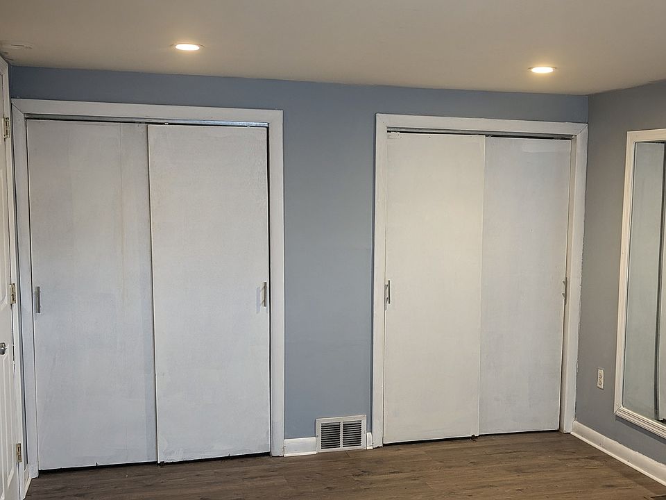 1st image of 252 W Mechanic St