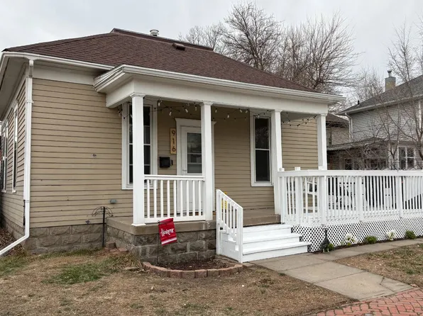 916 N Pine St, Grand Island, NE 68801