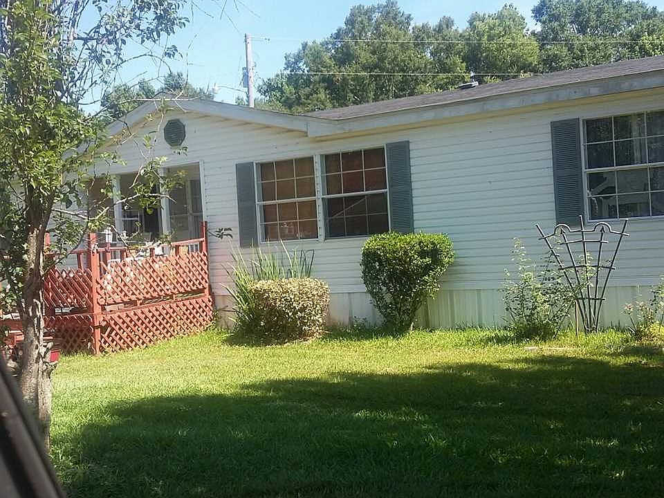 2nd image of 1365 Maclean Rd