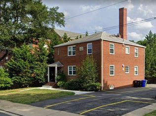2400 3rd St N #1, Arlington, VA 22201