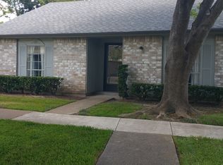 3790 Laura Leigh, friendswood, TX 77546